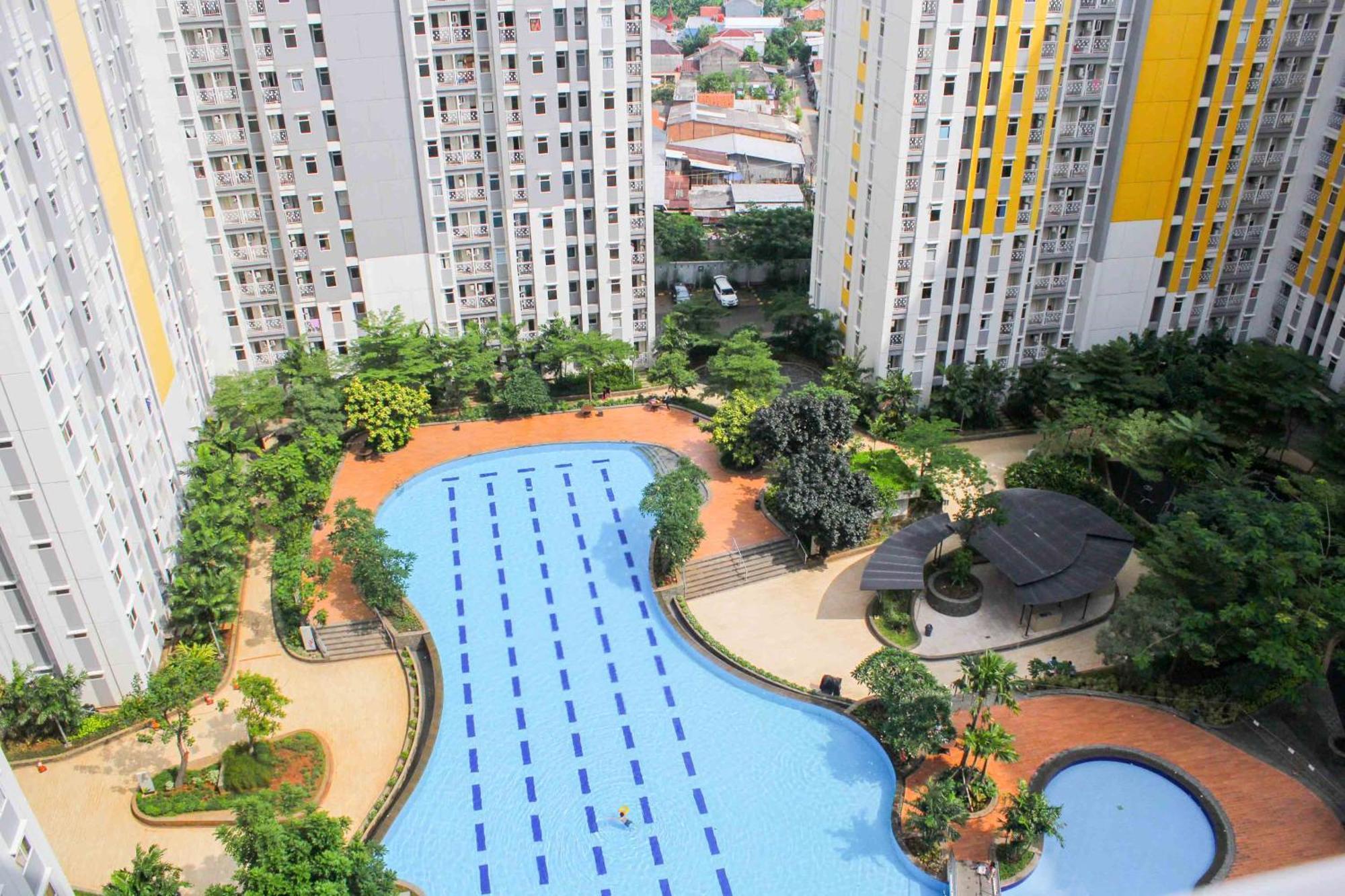 Comfort And Minimalist At Springlake Summarecon By Travelio *